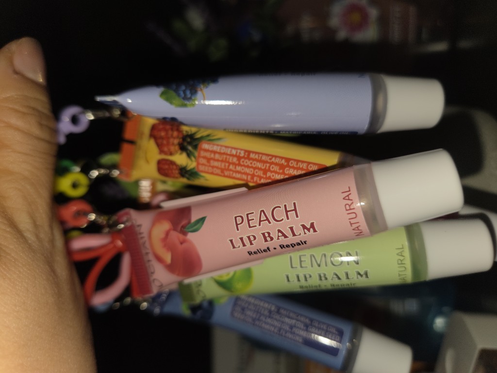 Lips balm sabores con click