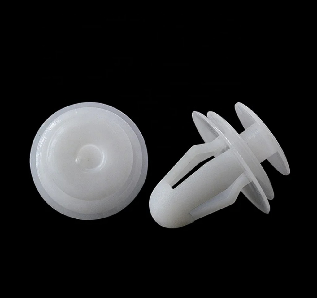 COD 040G CLIP BLANCO CARTERA X 100 UNIDS