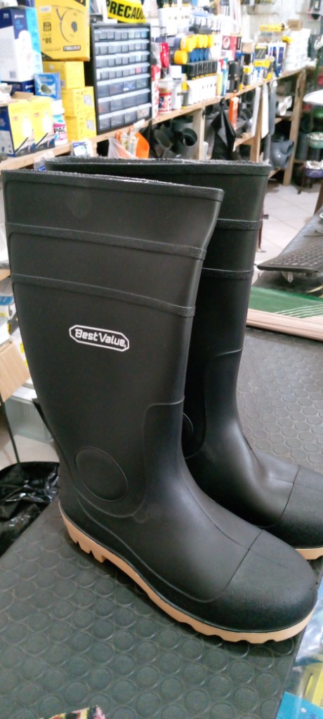 BOTAS D/PVC NEGRA PUNTA DE METAL TALL 7