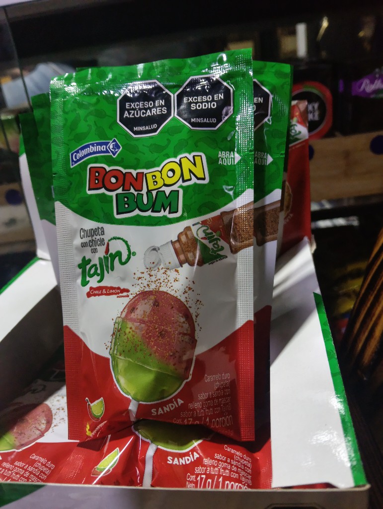 Bon Bon Bum sandia con Tajin