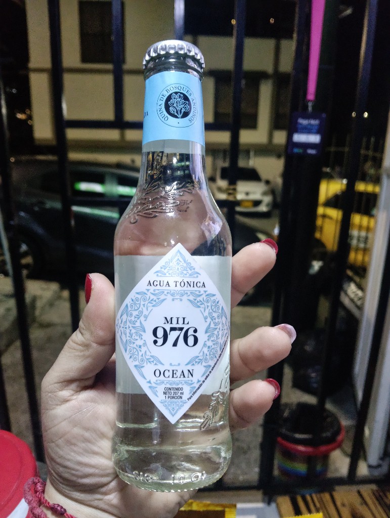 Agua Tónica mil 976
