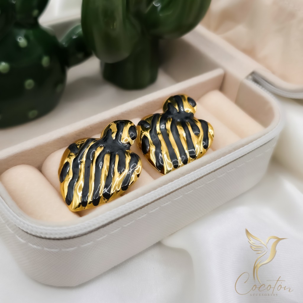 Aretes dorado & negro