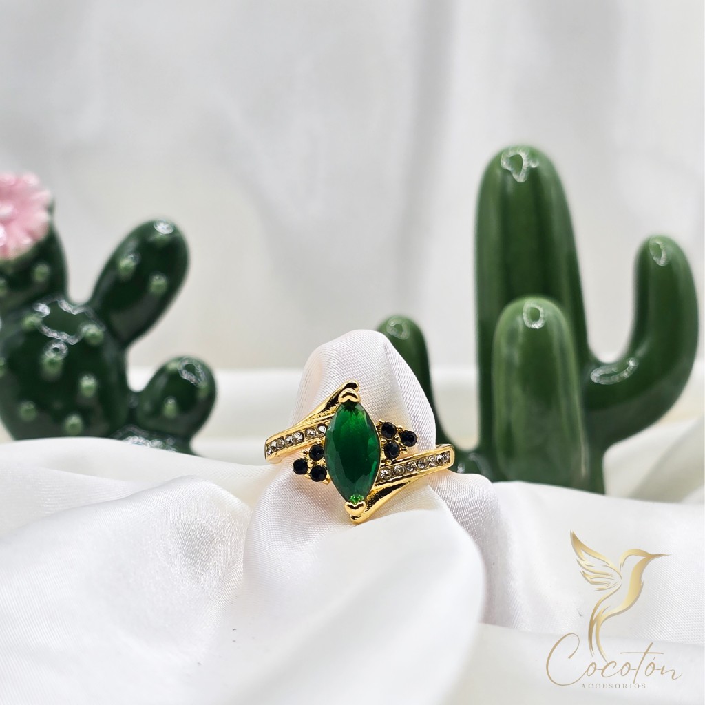 Anillo piedra verde