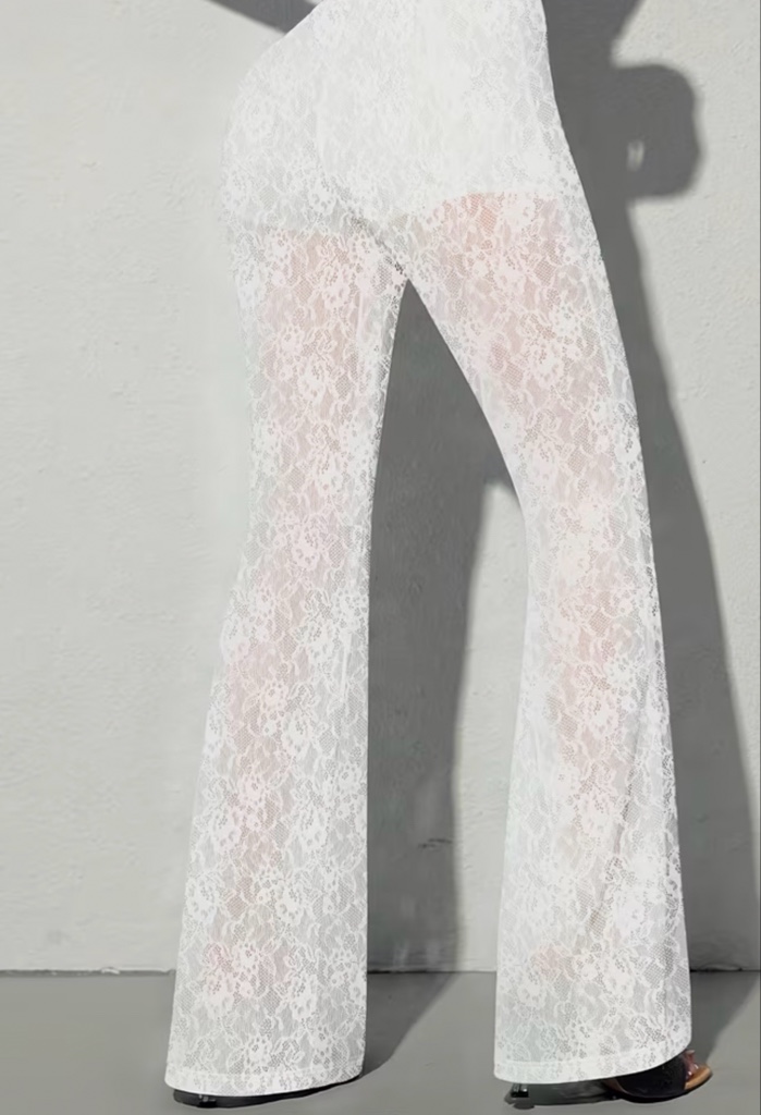 Pantalón con encaje