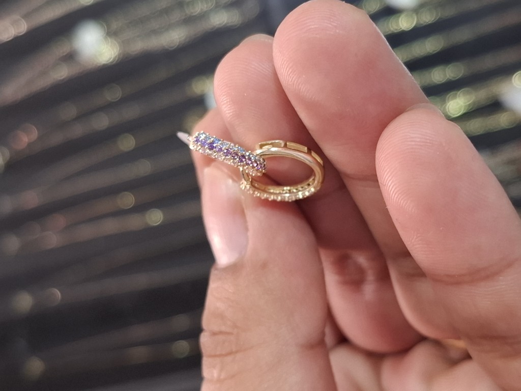 Aretes argolla oro amarillo 10k con piedras de colores