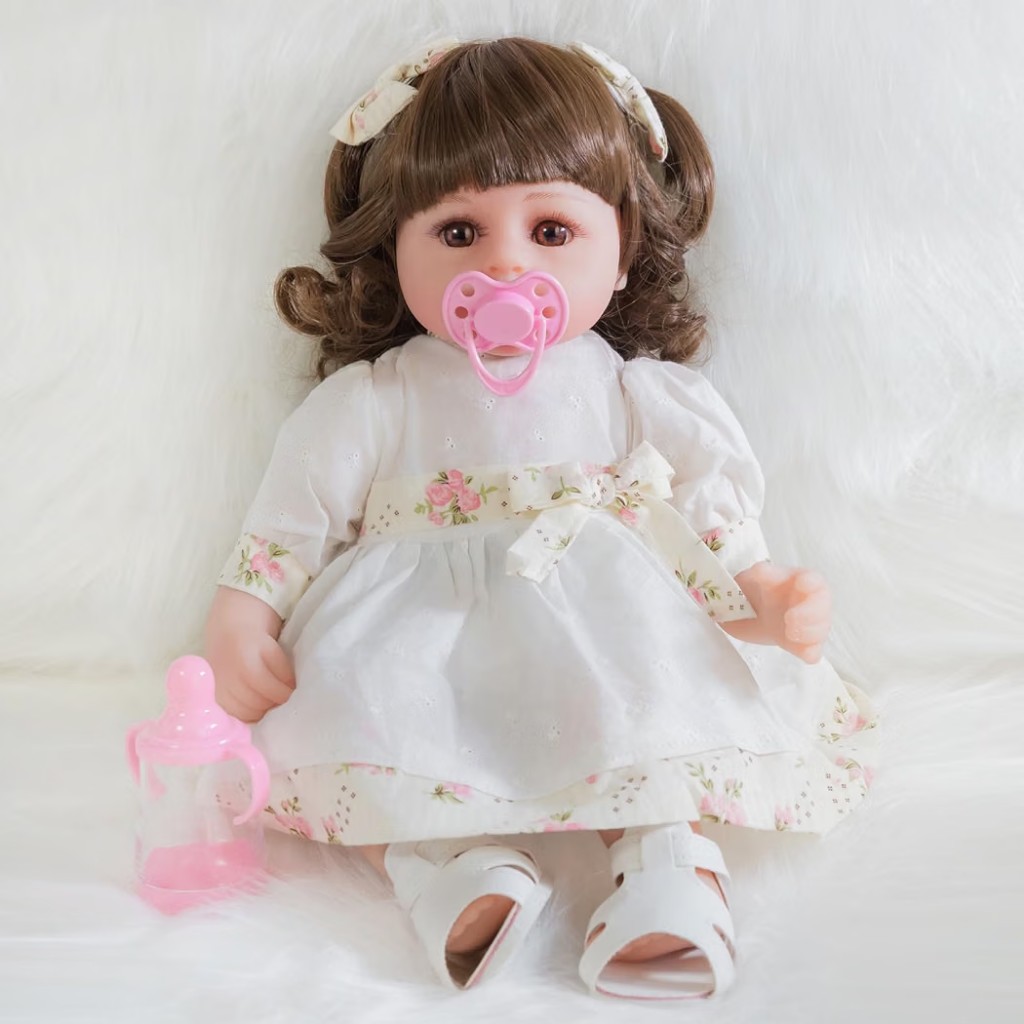Muñeca Reborn Castaña