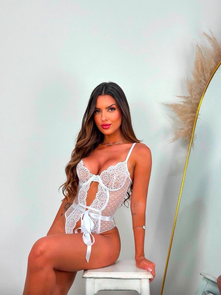 Body Apressadinha