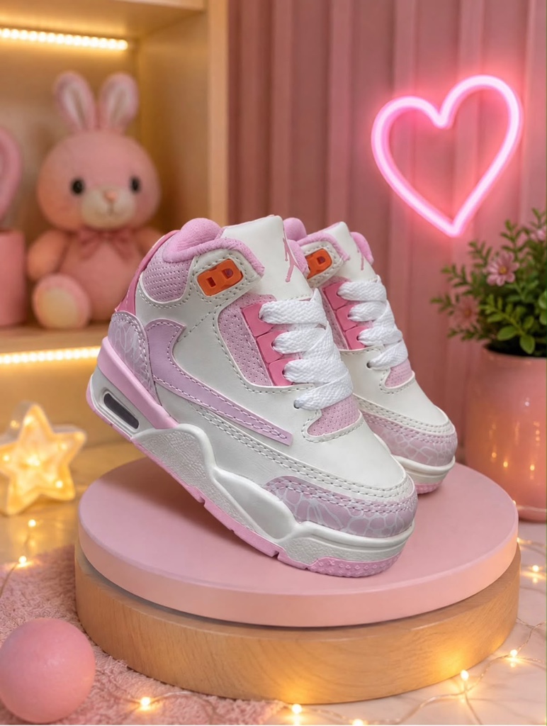 Tenis Air Jordan rosa y blanco