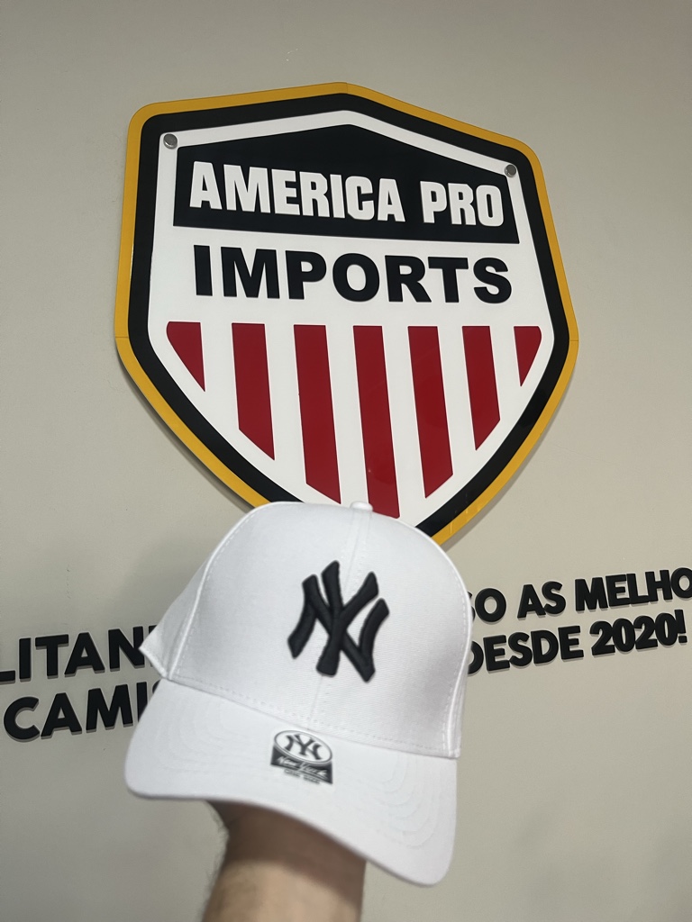 BONÉ NEW ERA BRANCO/PRETO