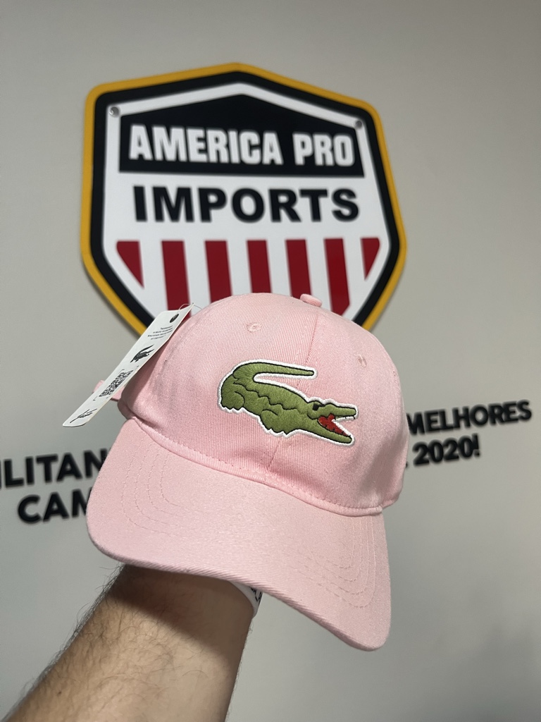 BONÉ LACOSTE ROSA