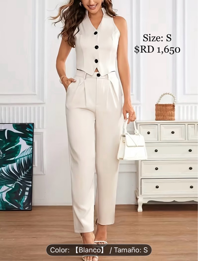 Conjunto blanco de chaleco con botones
