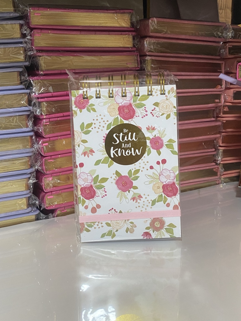 MINI LIBRETA FLORES STILL AND KNOW
