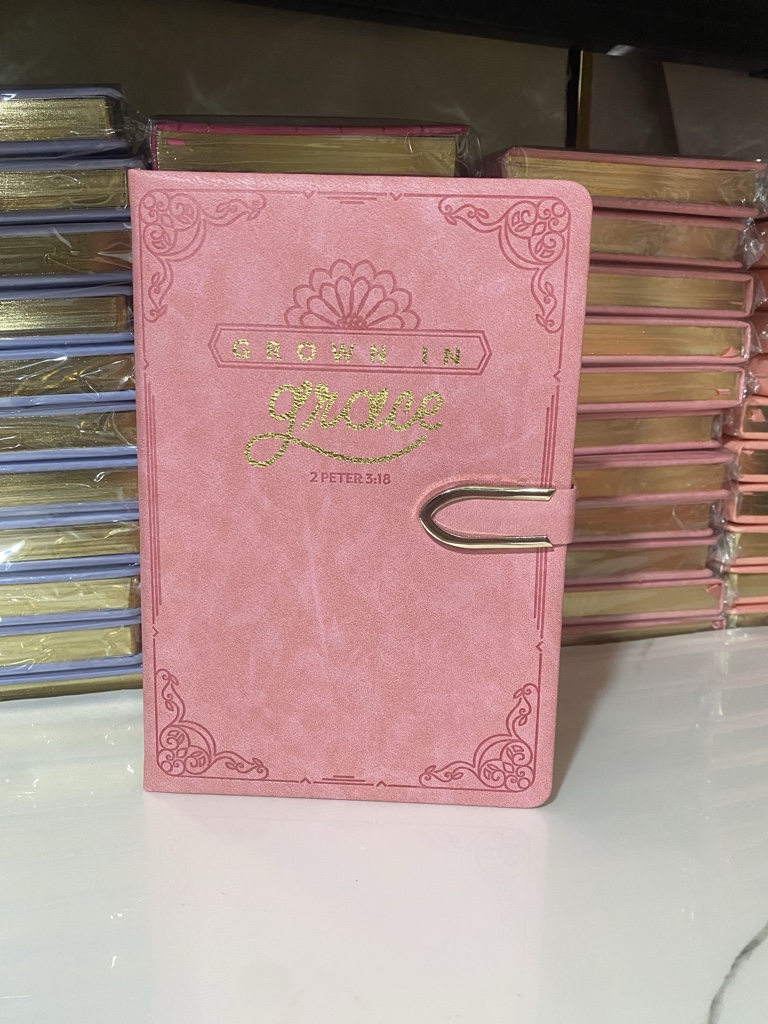 JOURNAL ROSADO CROWN IN GRACE