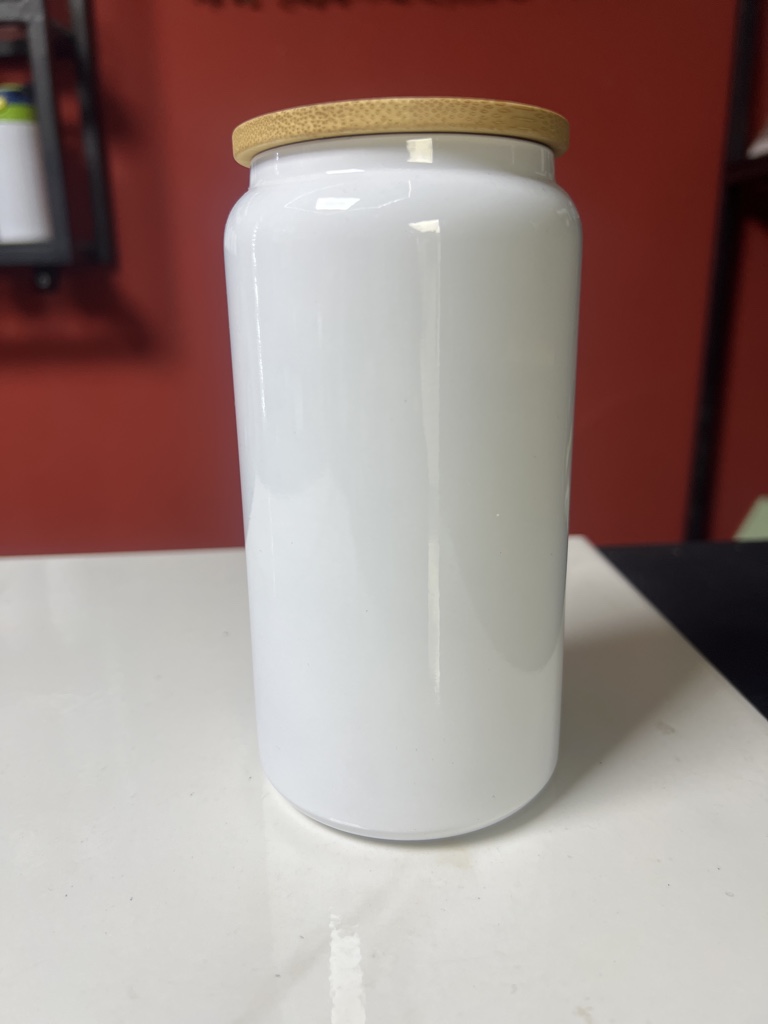 Vaso blanco 16onz tapa bambú con sorbete
