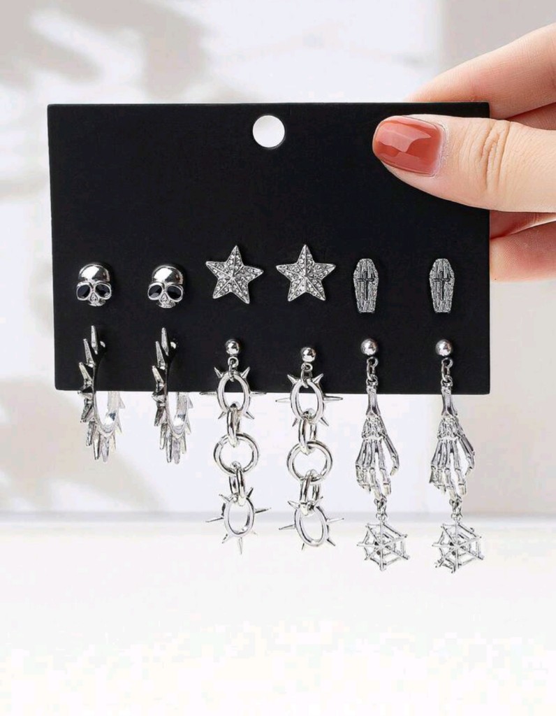 Aretes plateados varios