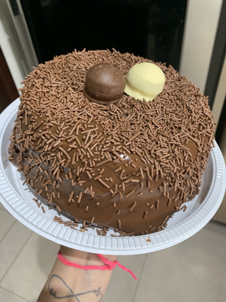 Bolo de cenoura Vulcão de Nutella