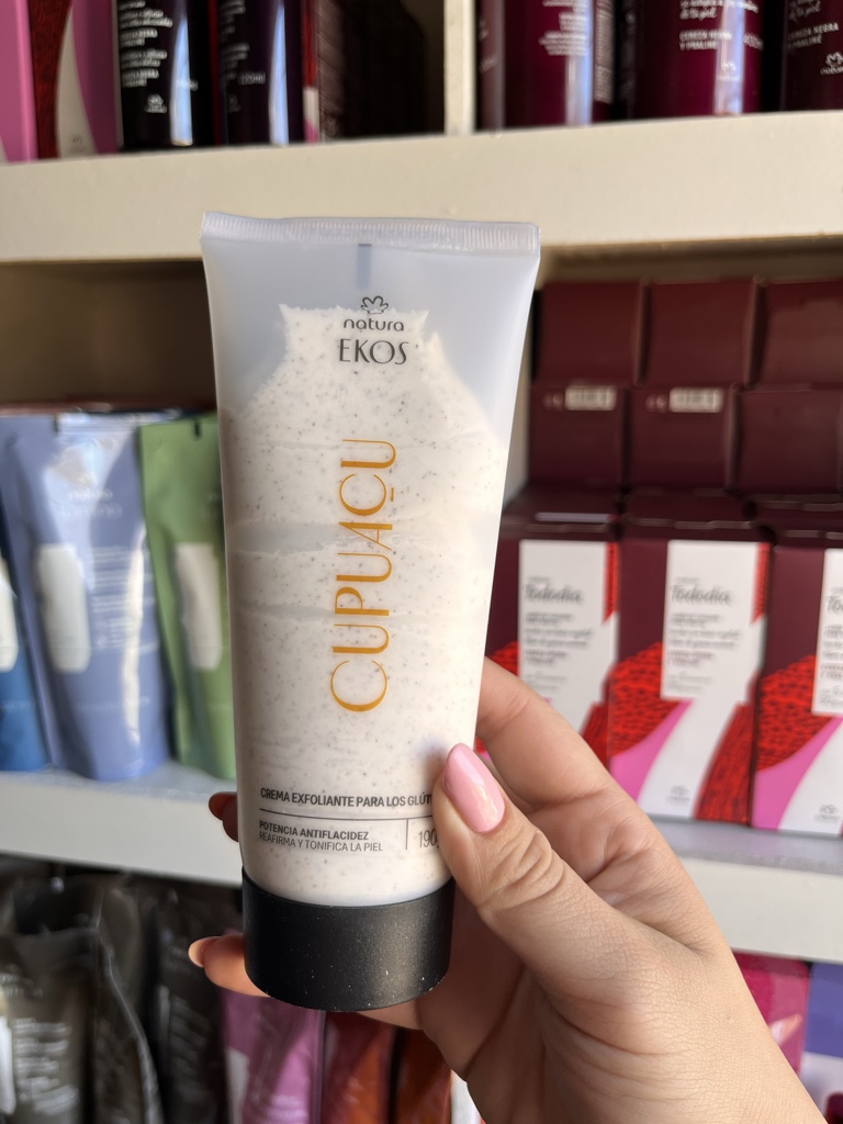 Crema exfoliante para glúteos