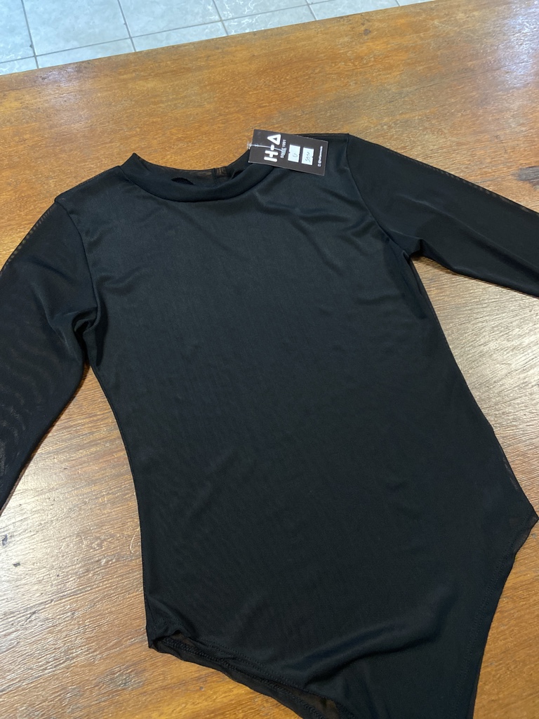 Body transparente preto