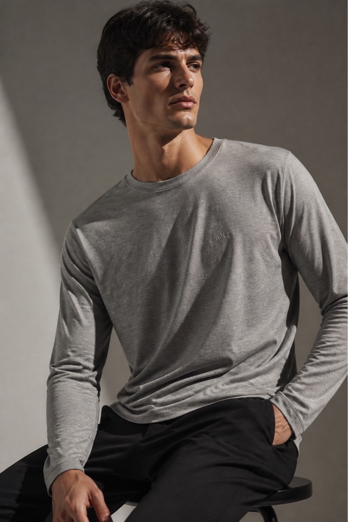 T.shirt cinza mescla manga longa