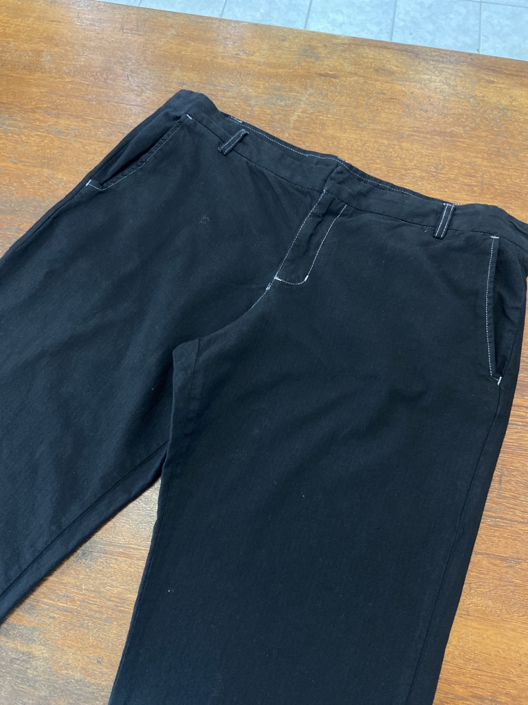 Calça preta alfaiataria masculina