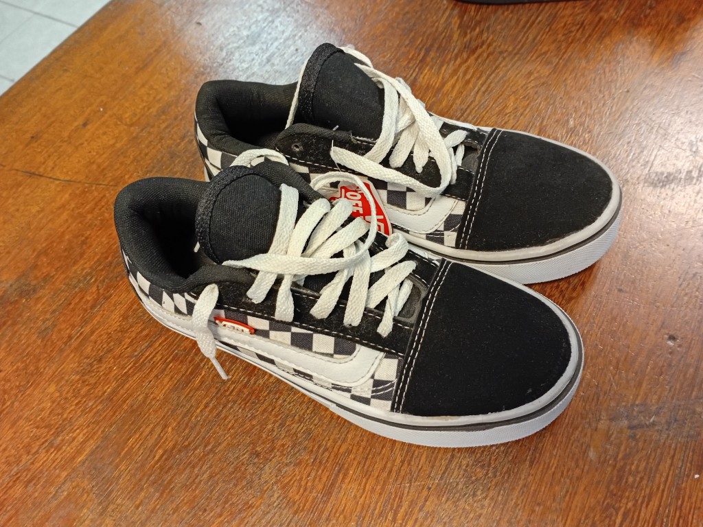 Tênis vans preto xadrez