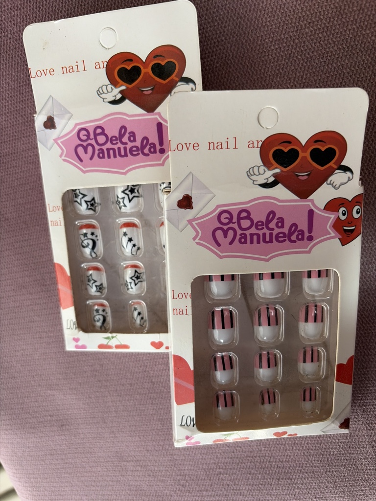 Uñas postizas infantil Bela M