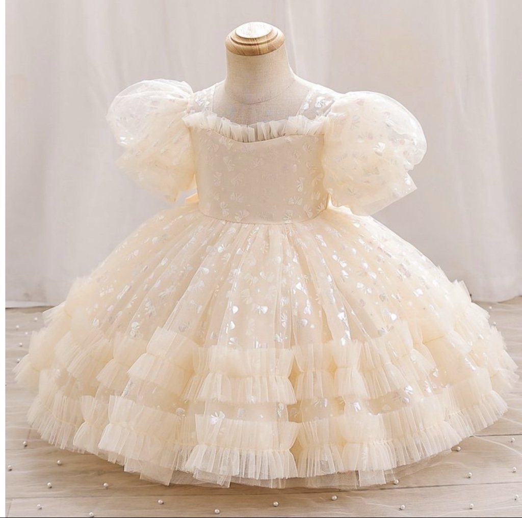 Vestido beige princesa