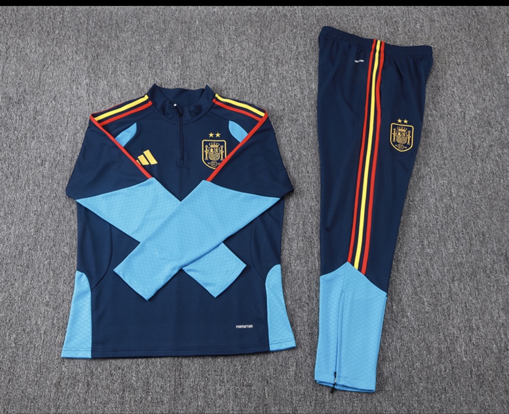 Conjunto De Entrenamiento España 26/27