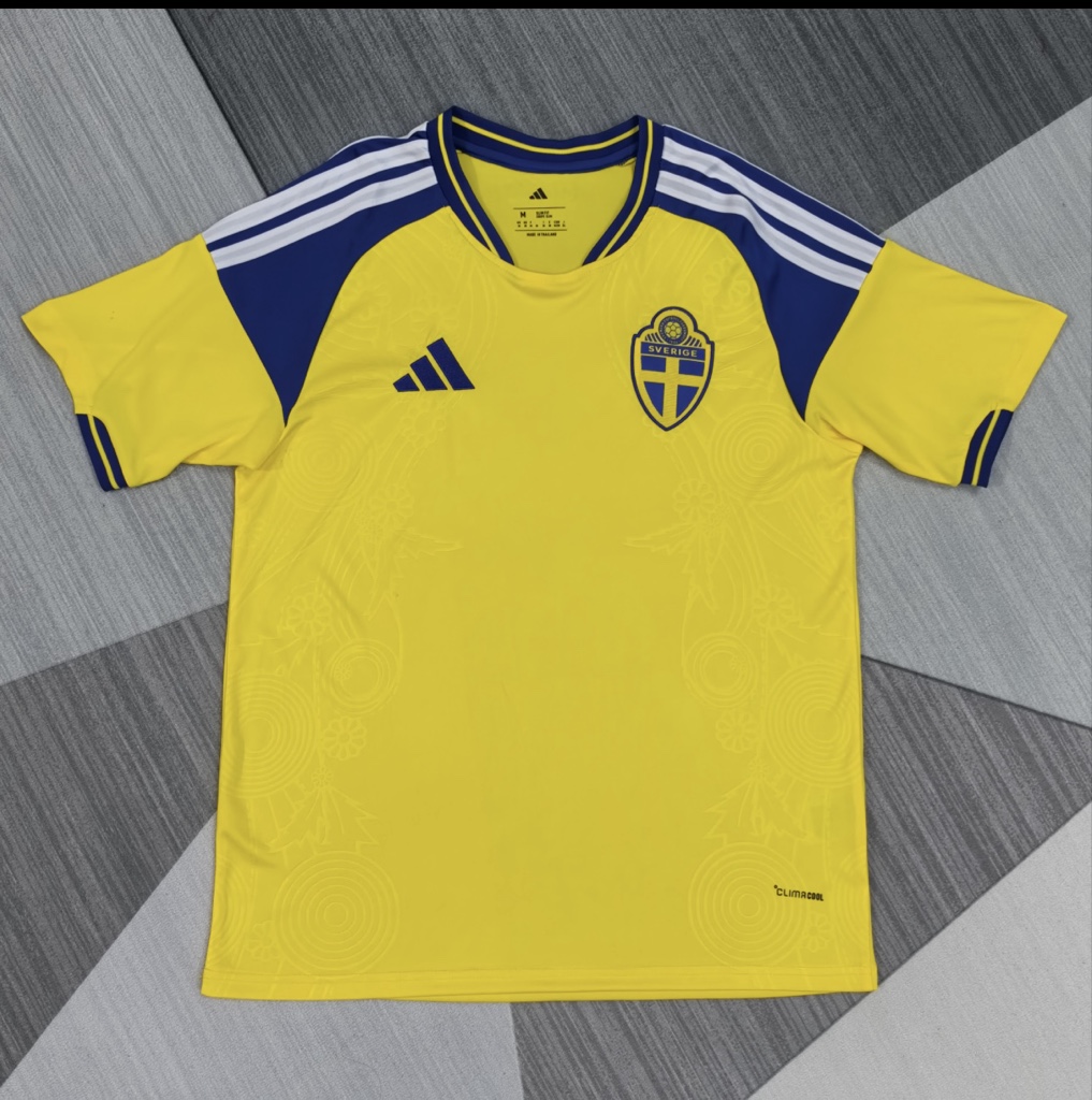 Jersey Suecia Local 2026  Versión Fan
