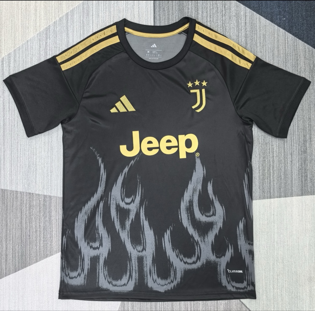 Jersey Juventus Alternativo 26/27 Versión Fan