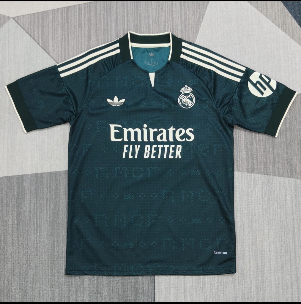 Jersey Real Madrid Visita 26/27 Versión Fan