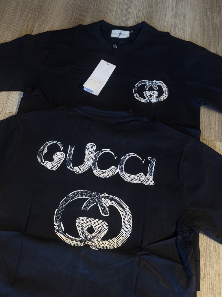 Gucci camiseta negra