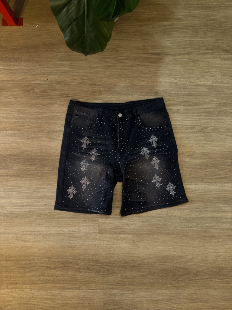 Bermuda negra con estrellas