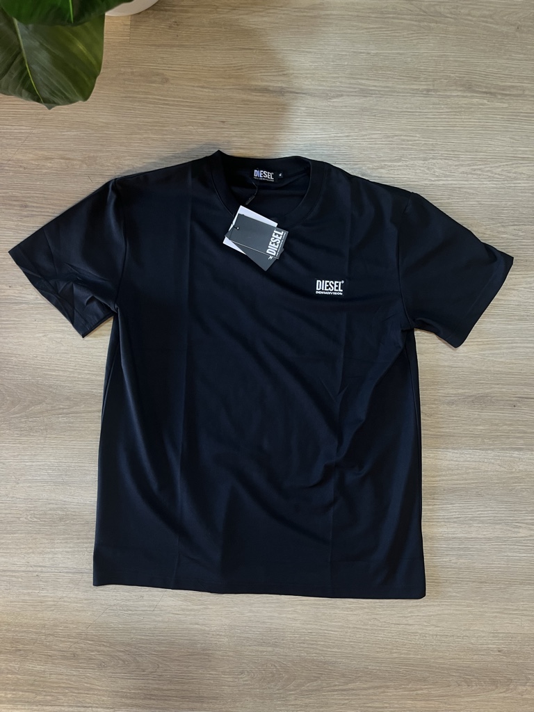 Diesel camiseta negra