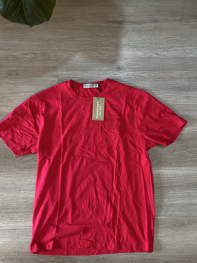 Buberry camiseta red