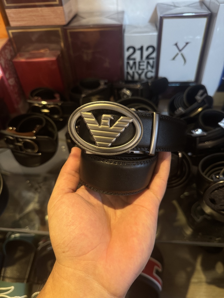 Cinturon Armani negro