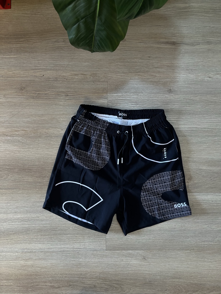 BOSS pantaloneta negra
