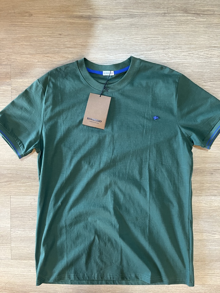 Burberry camiseta verde
