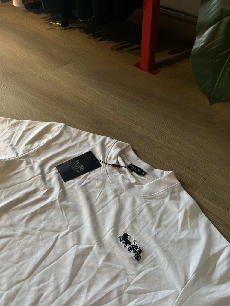 Coach camiseta blanca