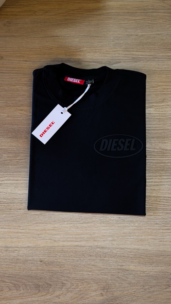 Diesel camiseta negra L-2