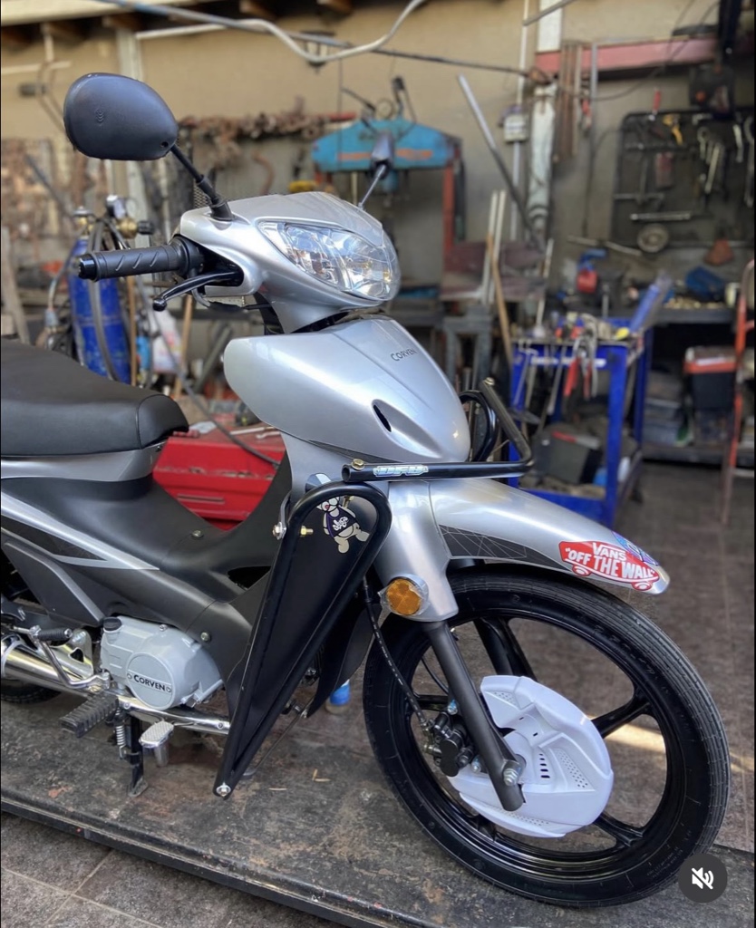 Defensa delantera para Corven Mirage
