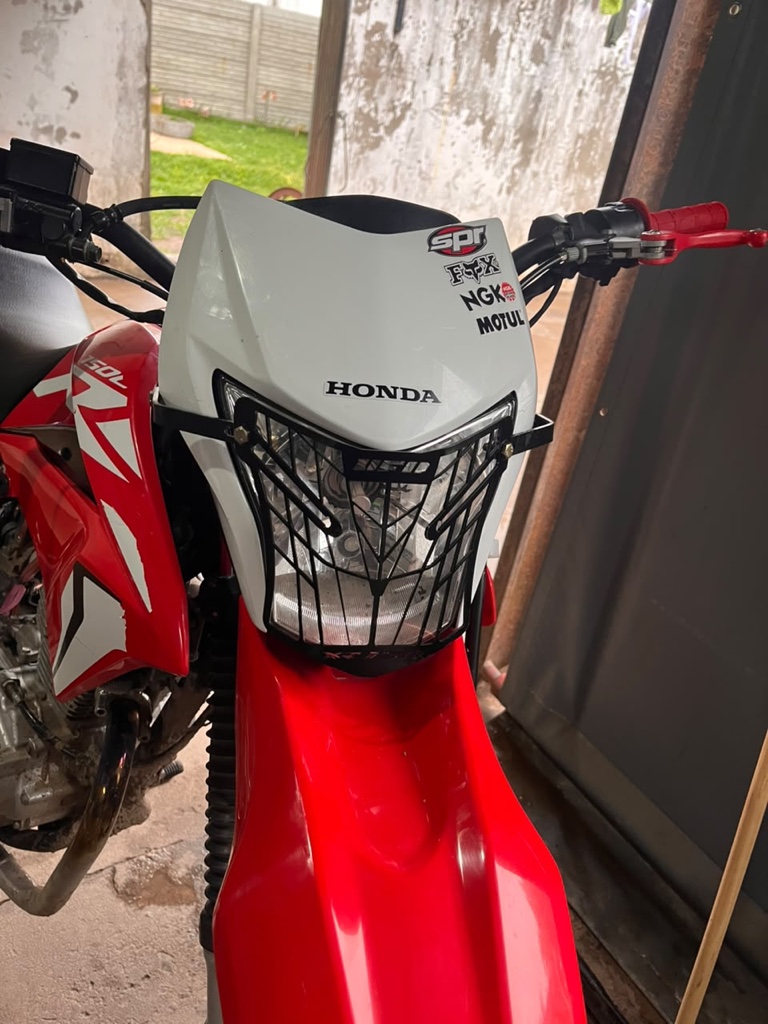 Cubre optica para Honda XR150