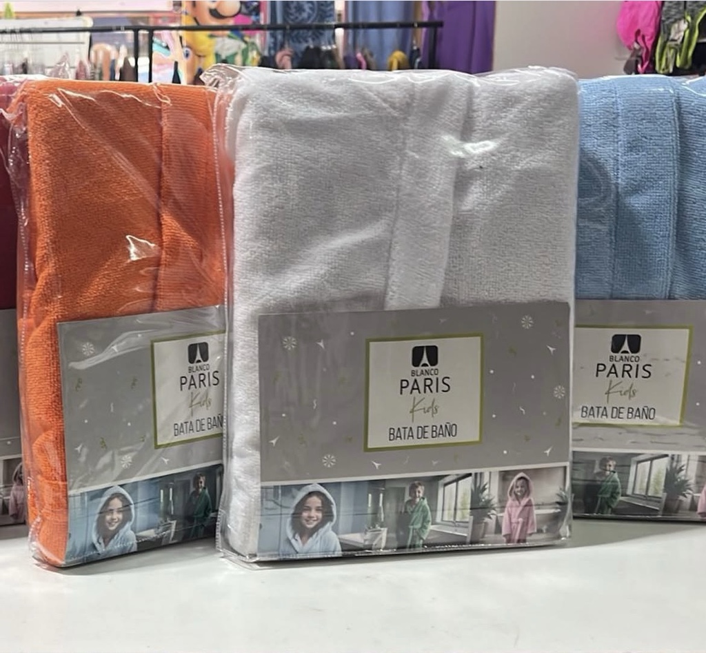 BATA MICROFIBRA NIÑO “BLANCO PARIS”