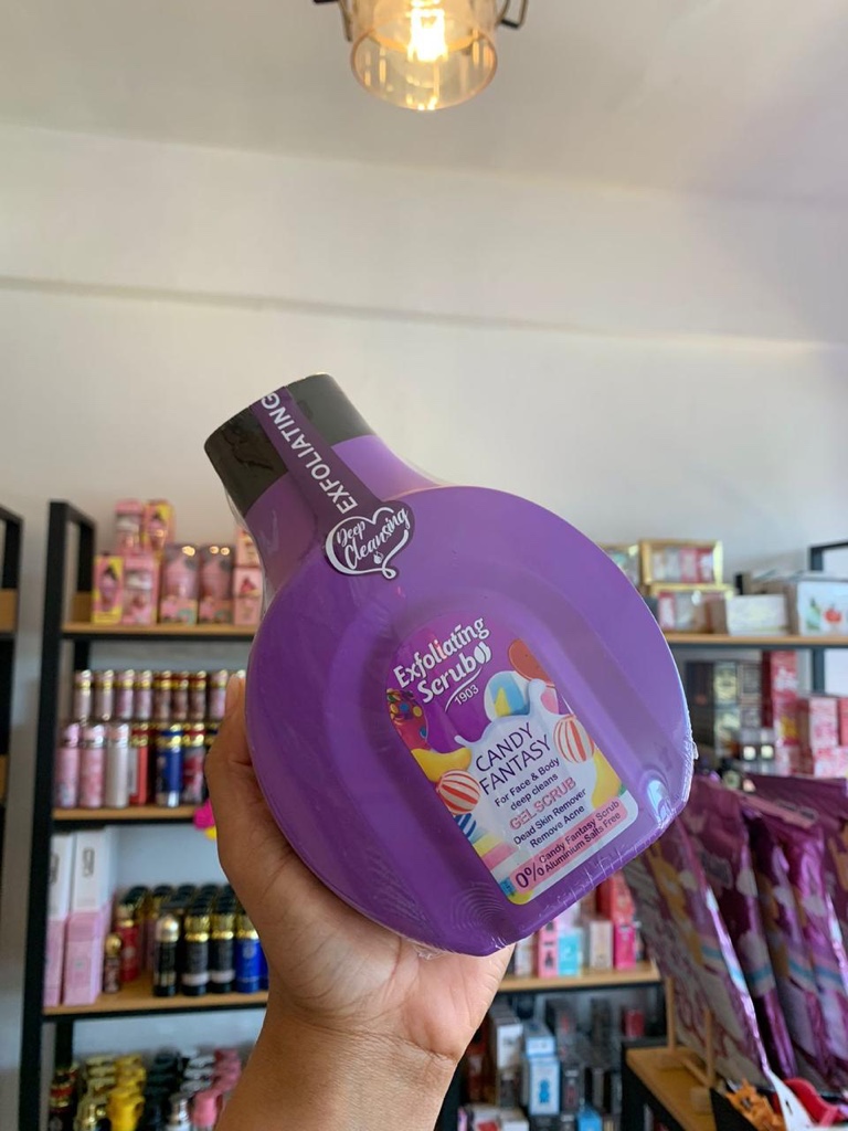 Candy Fantasy Exfoliating Scrubby morado