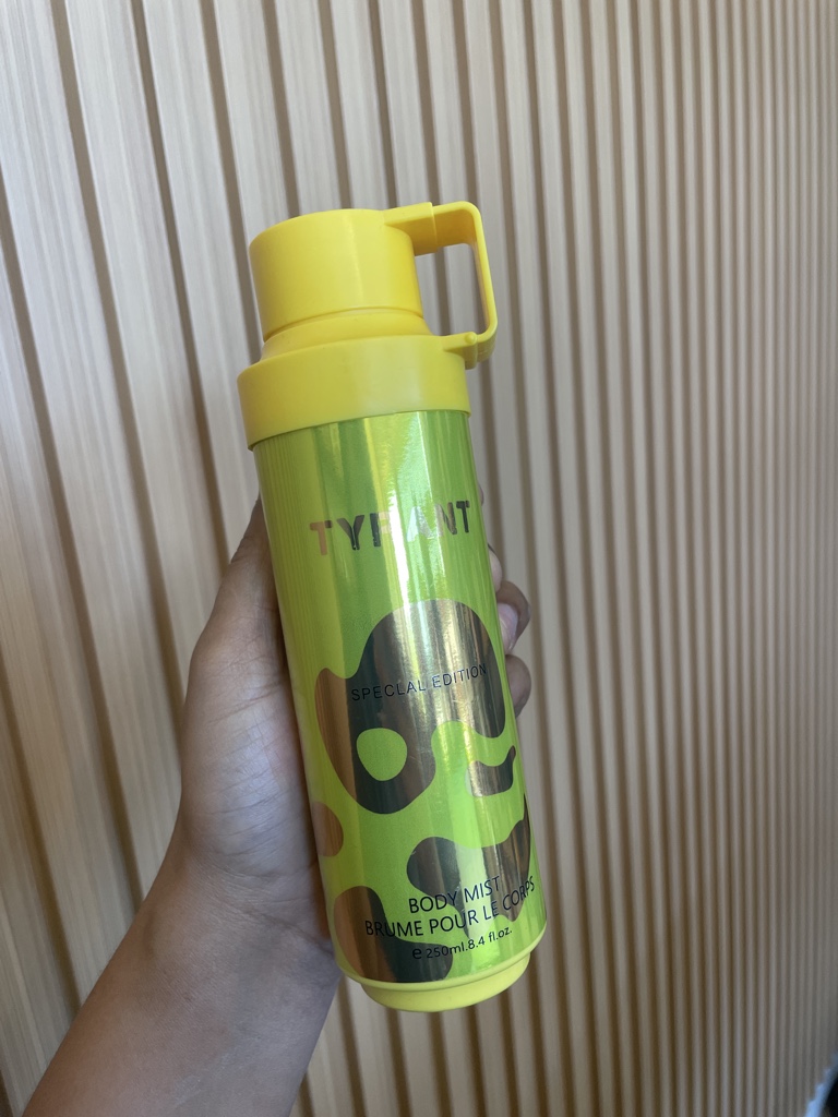TYIYHNT body mist verde y amarillo