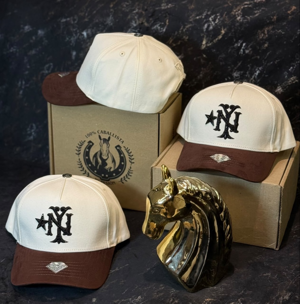 NY gorra beige y cafe