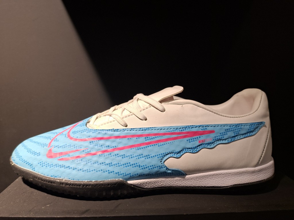 ZAPATILLA FUTSALA