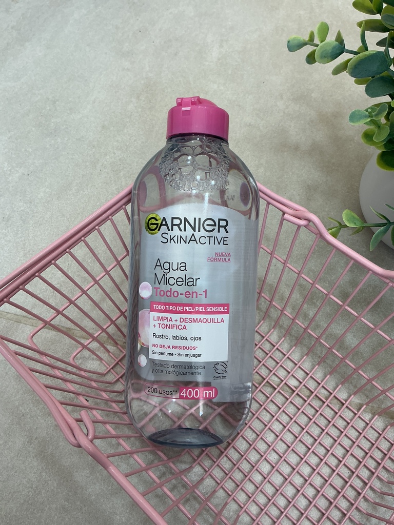 Agua micelar Todo-en-1 Garnier