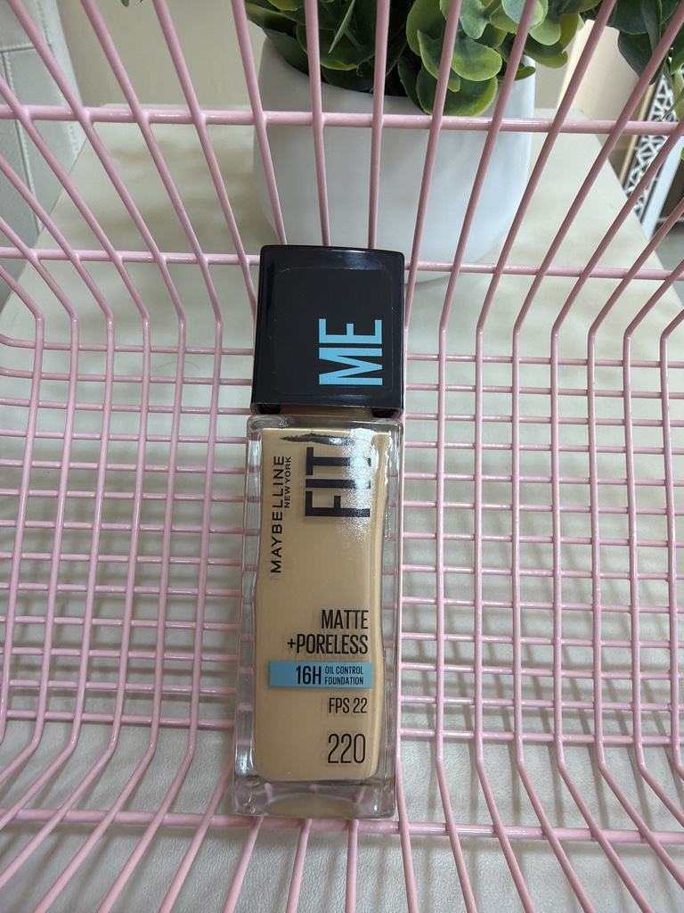 Base fit me