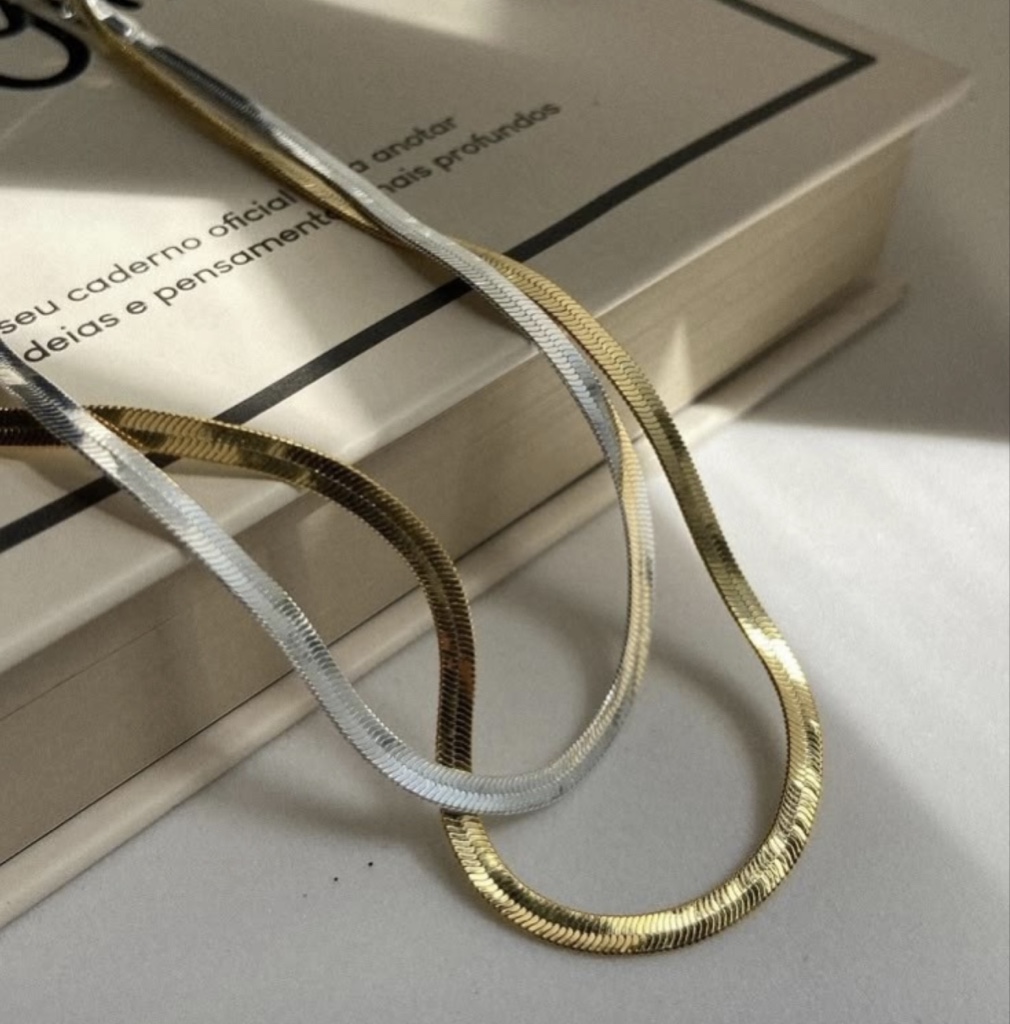 Collar serpiente dorado y plateado